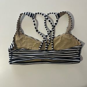 Lululemon Sports Bra Size 4